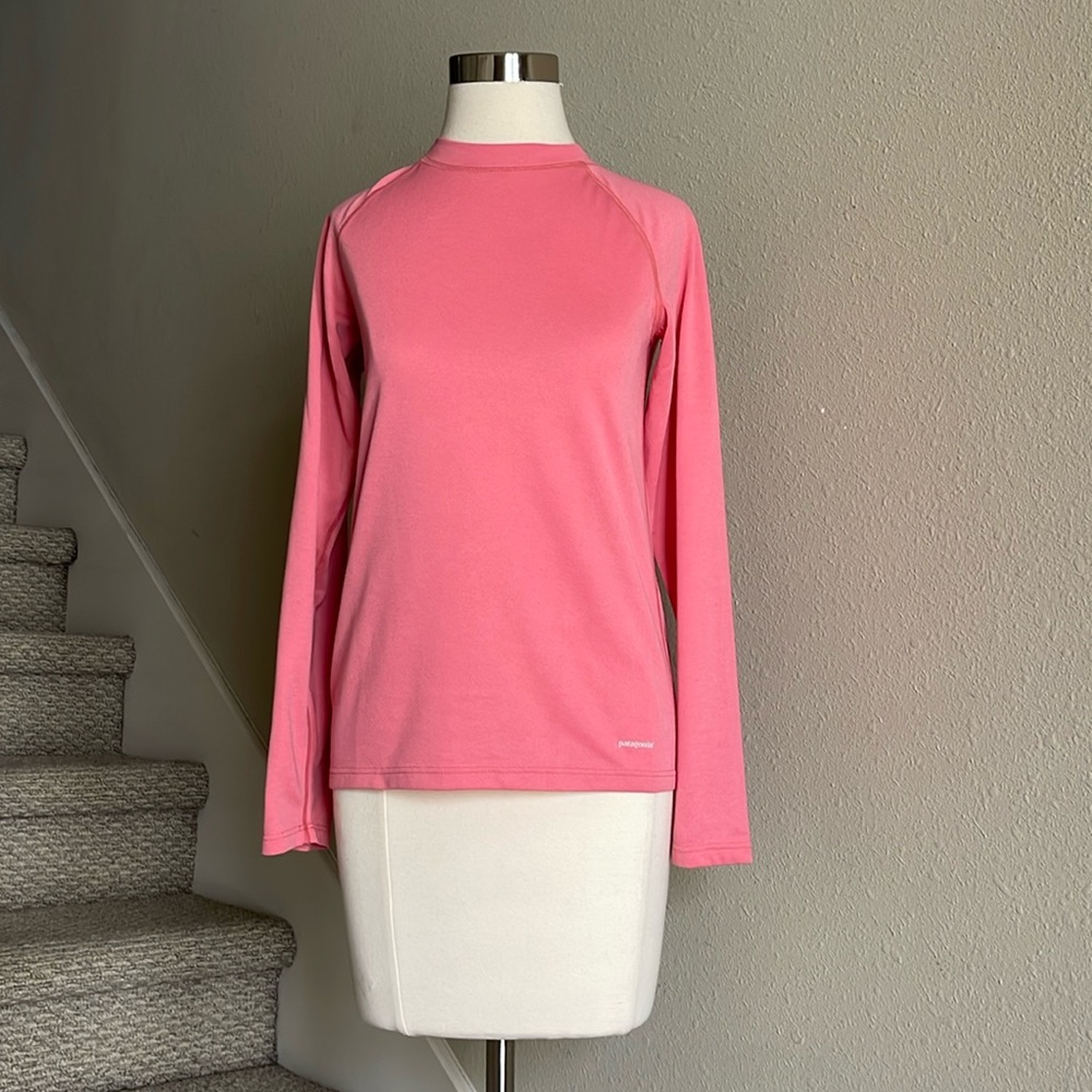 Patagonia Sz 14 (Youth?) Capilene Midweight Salmon Colored Long Sleeve Shirt